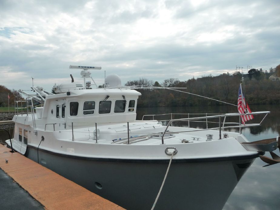 Vessel Details – M/V MIGRATOR 1